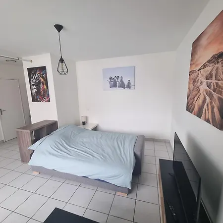 Lumineux Bellevue 11 *